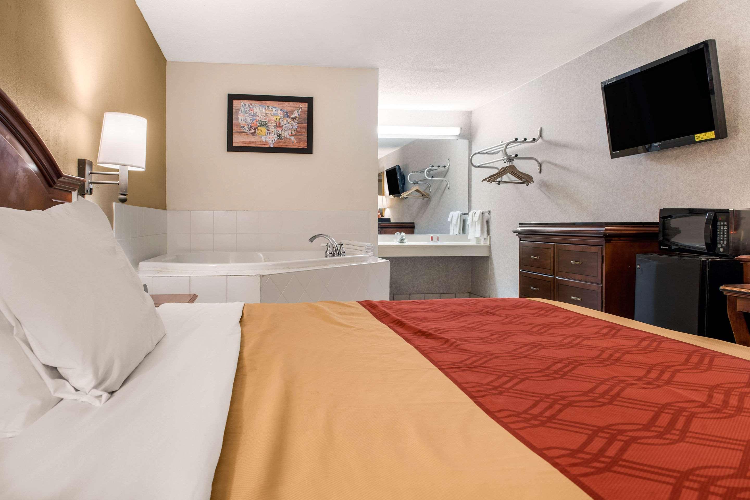 Econo Lodge Holland Exterior foto